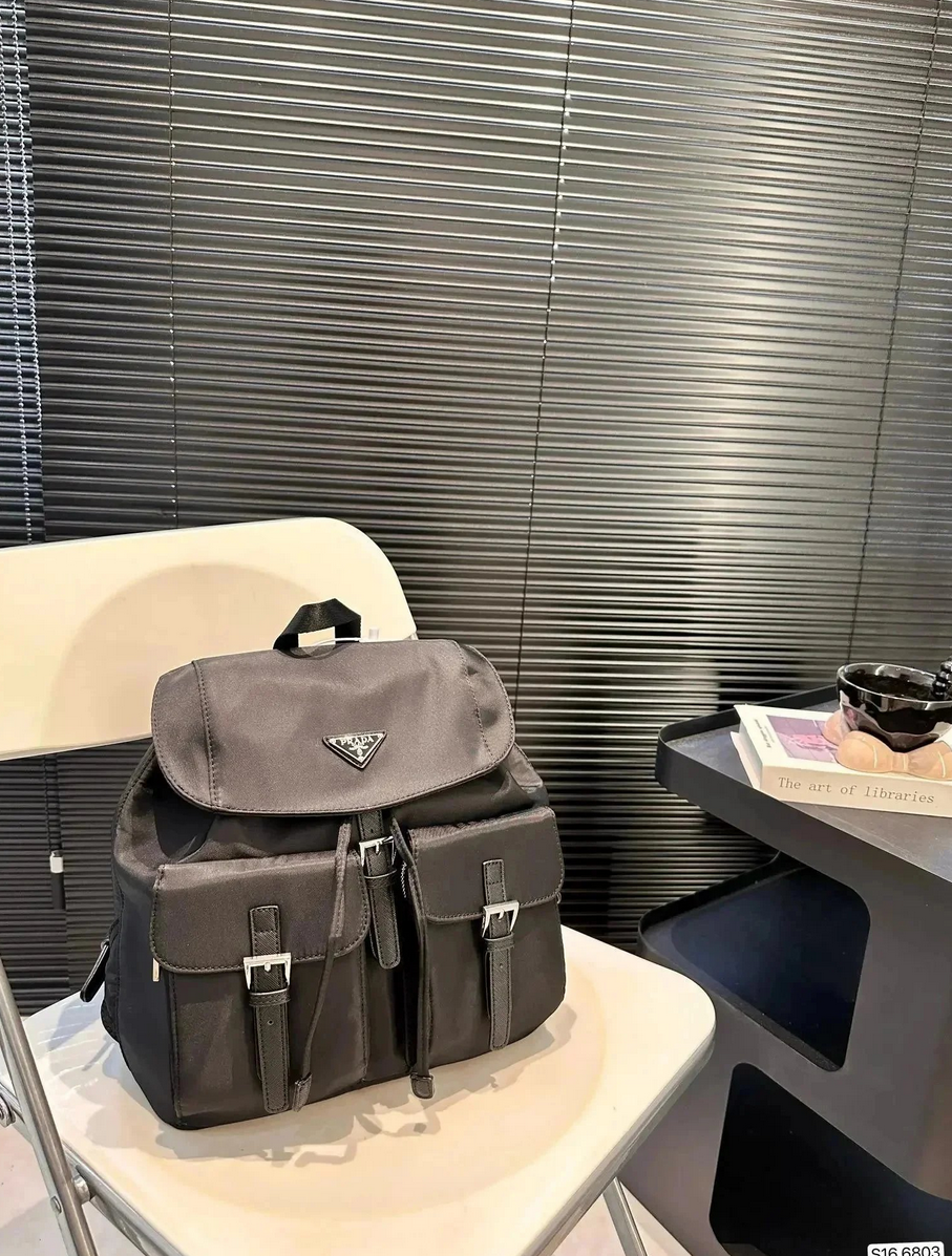 潮流轻奢双肩包 003