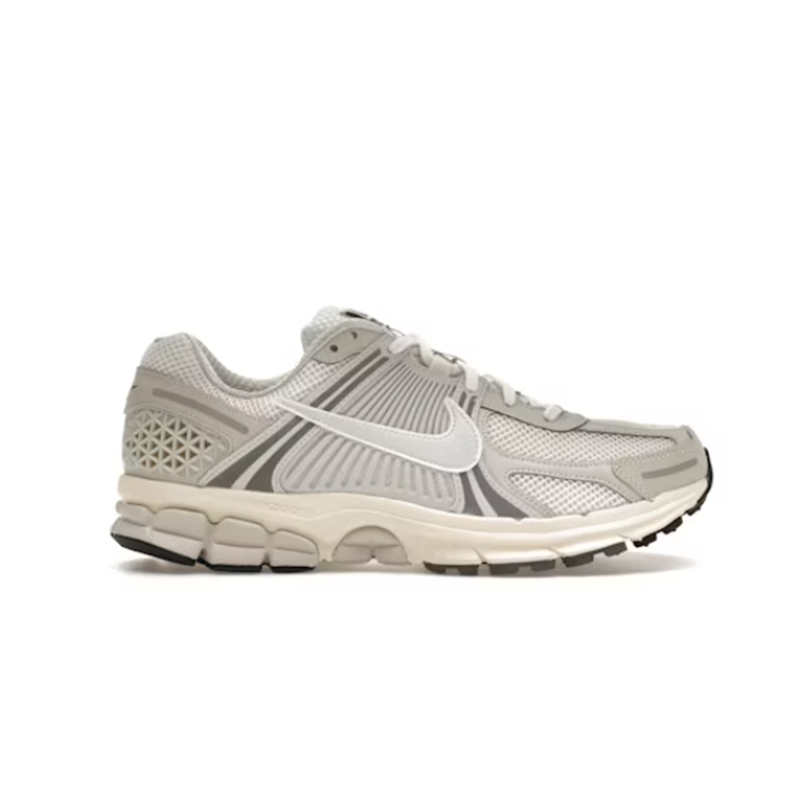 Zoom Vomero 5 Platinum Tint