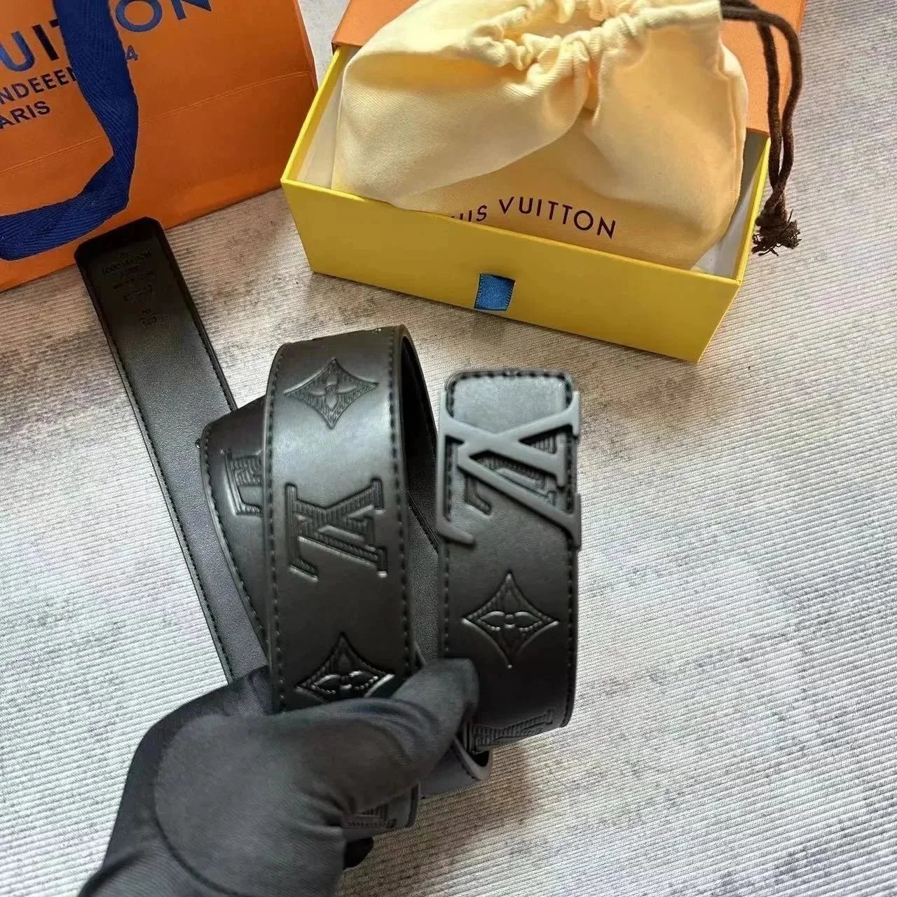 On1tsuka Tiger TokutenCasual sneakers